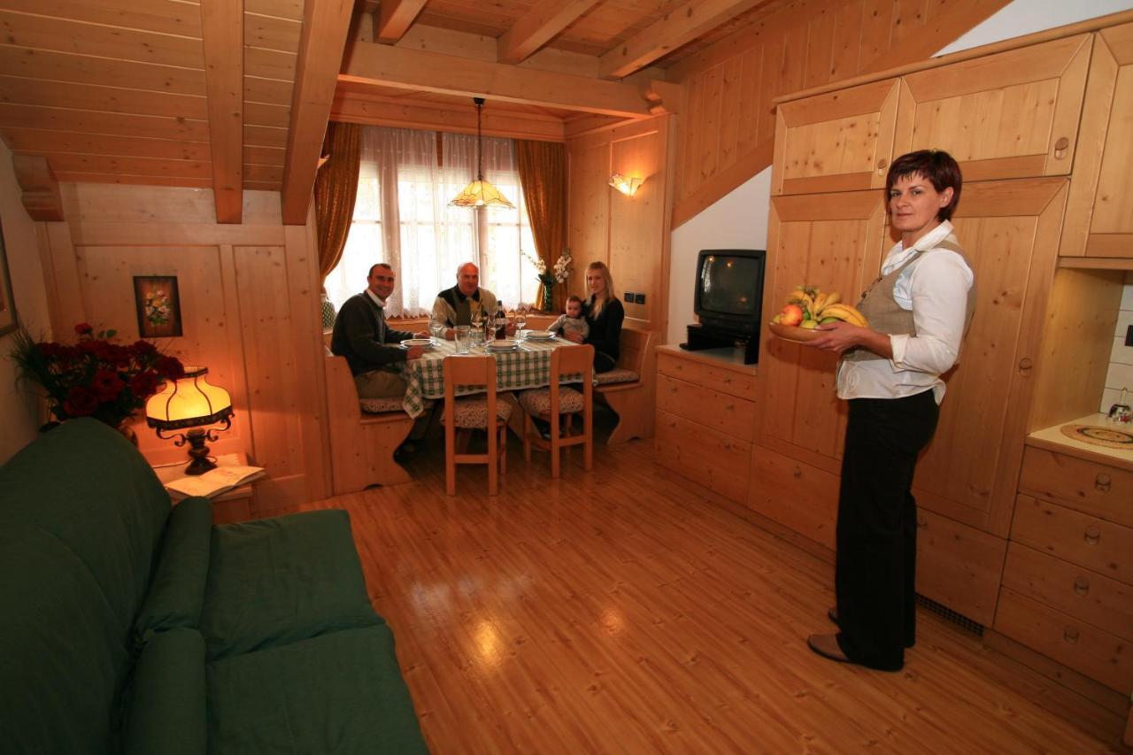 Residence Holiday Pozza di Fassa Exterior photo