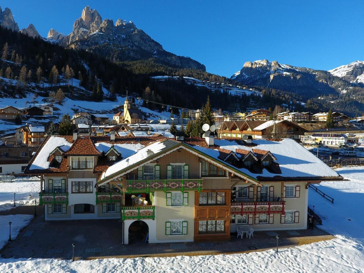 Residence Holiday Pozza di Fassa Exterior photo