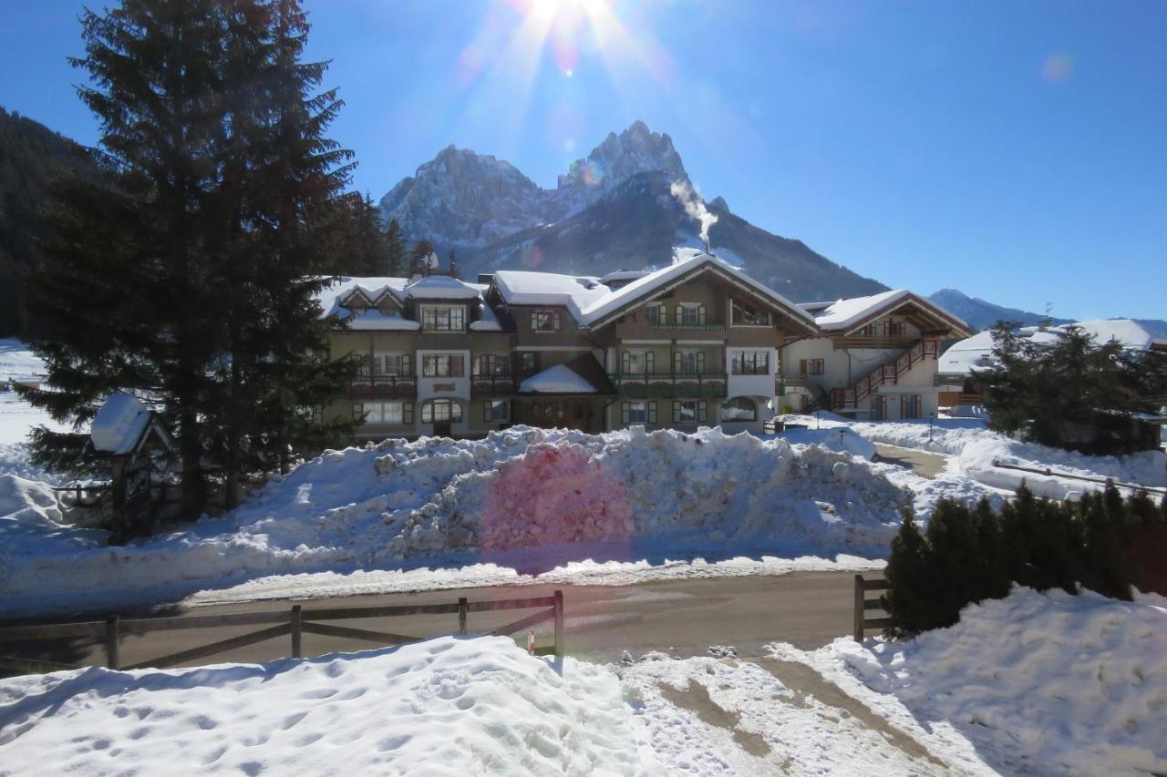 Residence Holiday Pozza di Fassa Exterior photo